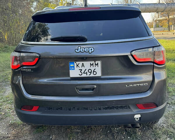 Джип Компас 2018 в Киеве на Automoto.ua Серый Джип Компас, объемом двигателя 2.4 л и пробегом 144 тыс. км за 15800 $, фото 3 на Automoto.ua