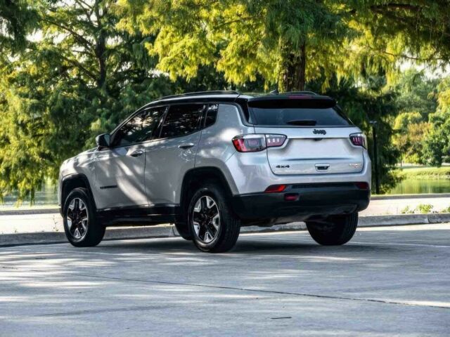 Сірий Джип Compass, об'ємом двигуна 1.4 л та пробігом 50 тис. км за 12700 $, фото 4 на Automoto.ua