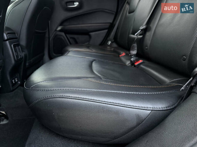 Сірий Джип Compass, об'ємом двигуна 2.4 л та пробігом 136 тис. км за 14700 $, фото 47 на Automoto.ua