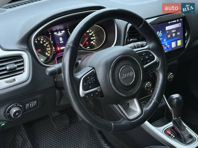 Серый Джип Компас, объемом двигателя 2.36 л и пробегом 105 тыс. км за 14950 $, фото 28 на Automoto.ua