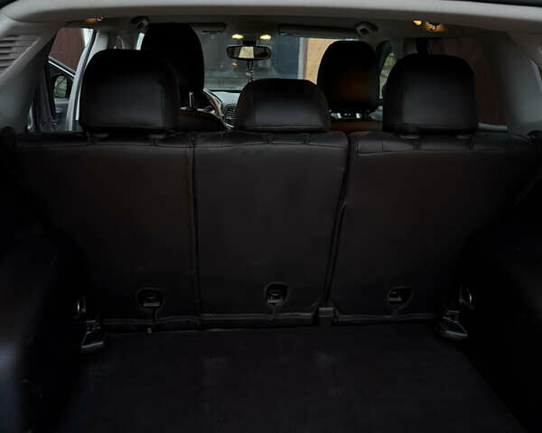 Сірий Джип Compass, об'ємом двигуна 2.36 л та пробігом 64 тис. км за 12500 $, фото 12 на Automoto.ua