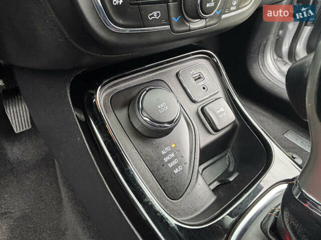 Серый Джип Компас, объемом двигателя 2.36 л и пробегом 95 тыс. км за 15499 $, фото 26 на Automoto.ua