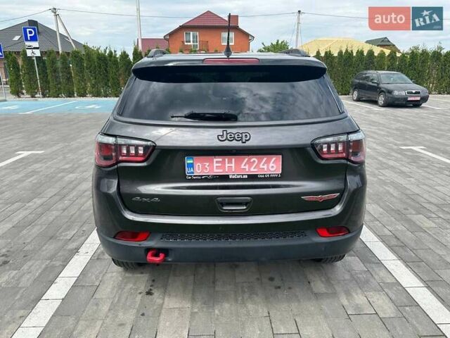 Джип Compass 2018 у Львові на Automoto.ua Сірий Джип Compass, об'ємом двигуна 2.36 л та пробігом 185 тис. км за 14000 $, фото 6 на Automoto.ua