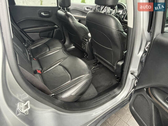 Серый Джип Компас, объемом двигателя 2.36 л и пробегом 95 тыс. км за 15499 $, фото 21 на Automoto.ua