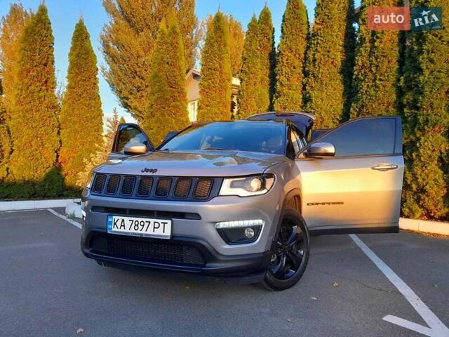Джип Компас 2018 в Киеве на Automoto.ua Серый Джип Компас, объемом двигателя 2.4 л и пробегом 119 тыс. км за 15950 $, фото 2 на Automoto.ua