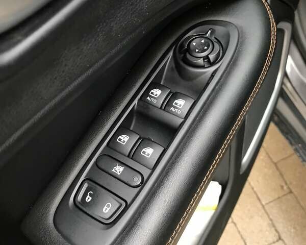 Серый Джип Компас, объемом двигателя 2.36 л и пробегом 115 тыс. км за 16600 $, фото 10 на Automoto.ua