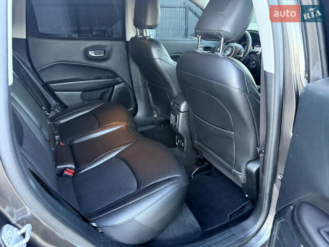 Серый Джип Компас, объемом двигателя 2.36 л и пробегом 69 тыс. км за 15800 $, фото 42 на Automoto.ua