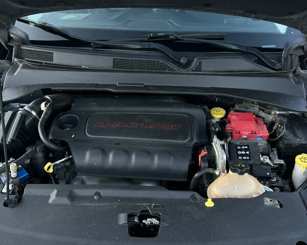 Сірий Джип Compass, об'ємом двигуна 2.4 л та пробігом 185 тис. км за 14900 $, фото 8 на Automoto.ua