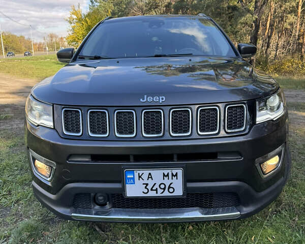 Джип Компас 2018 в Киеве на Automoto.ua Серый Джип Компас, объемом двигателя 2.4 л и пробегом 144 тыс. км за 15800 $, фото 7 на Automoto.ua