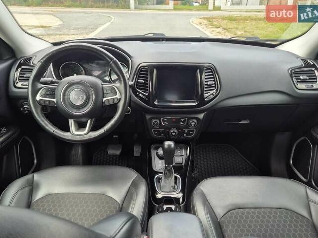 Серый Джип Компас, объемом двигателя 2.36 л и пробегом 155 тыс. км за 12300 $, фото 11 на Automoto.ua