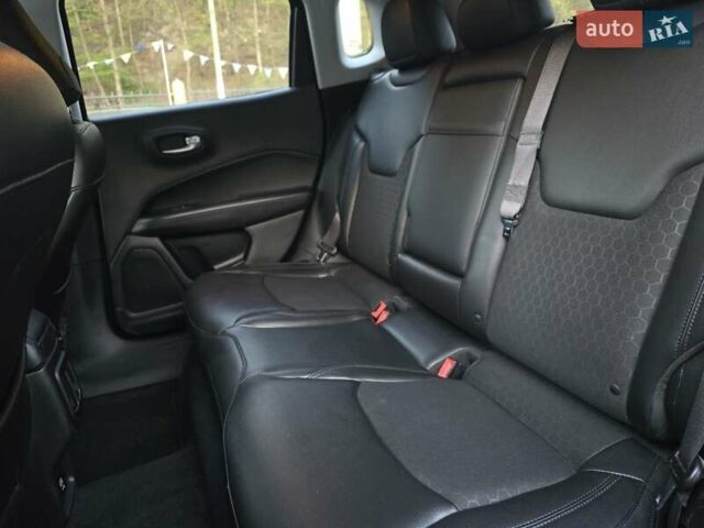 Сірий Джип Compass, об'ємом двигуна 2.36 л та пробігом 163 тис. км за 15000 $, фото 17 на Automoto.ua
