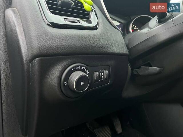 Сірий Джип Compass, об'ємом двигуна 2.36 л та пробігом 87 тис. км за 14990 $, фото 18 на Automoto.ua