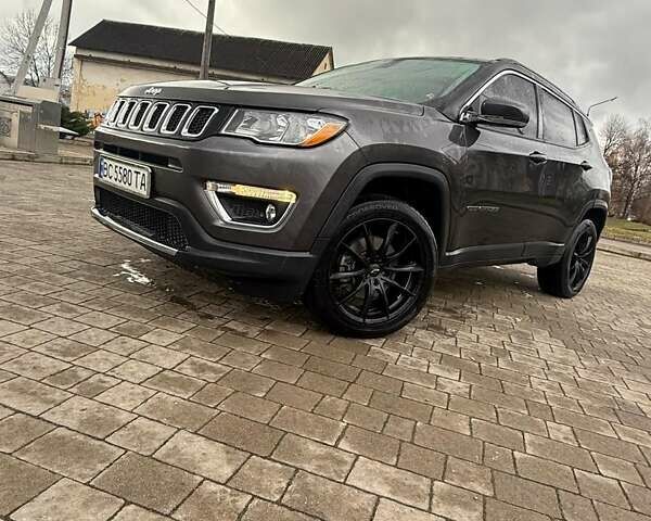 Сірий Джип Compass, об'ємом двигуна 2.36 л та пробігом 220 тис. км за 13499 $, фото 16 на Automoto.ua