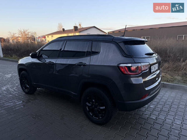 Серый Джип Компас, объемом двигателя 2.36 л и пробегом 69 тыс. км за 15800 $, фото 10 на Automoto.ua