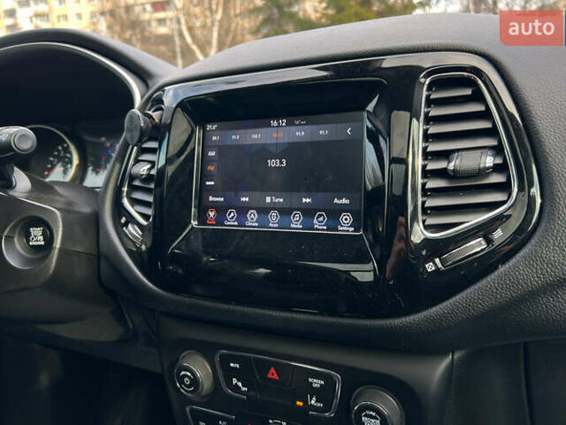 Серый Джип Компас, объемом двигателя 2.4 л и пробегом 164 тыс. км за 17250 $, фото 14 на Automoto.ua