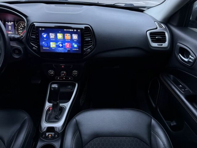 Серый Джип Компас, объемом двигателя 2.4 л и пробегом 105 тыс. км за 14950 $, фото 11 на Automoto.ua