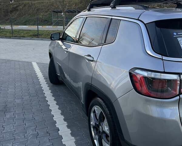 Джип Compass 2018 у Ирпене на Automoto.ua Сірий Джип Compass, об'ємом двигуна 2.4 л та пробігом 116 тис. км за 14900 $, фото 4 на Automoto.ua