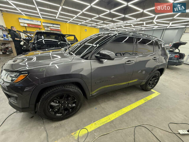 Серый Джип Компас, объемом двигателя 2.36 л и пробегом 69 тыс. км за 15800 $, фото 22 на Automoto.ua