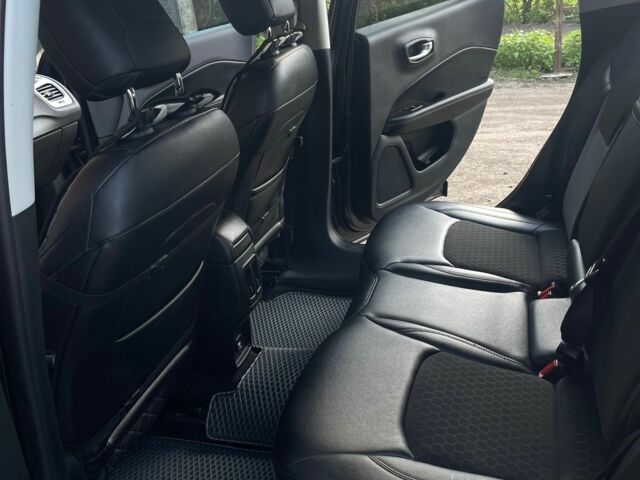 Серый Джип Компас, объемом двигателя 2.4 л и пробегом 96 тыс. км за 16000 $, фото 12 на Automoto.ua