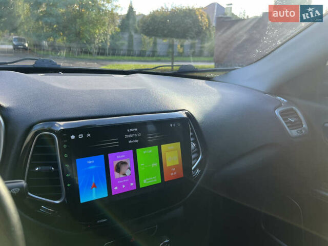 Сірий Джип Compass, об'ємом двигуна 2.36 л та пробігом 184 тис. км за 12900 $, фото 9 на Automoto.ua