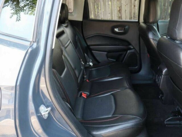 Джип Compass 2018 у Рівному на Automoto.ua Сірий Джип Compass, об'ємом двигуна 2.4 л та пробігом 50 тис. км за 2200 $, фото 14 на Automoto.ua