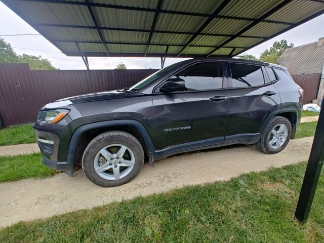 Сірий Джип Compass, об'ємом двигуна 2.4 л та пробігом 69 тис. км за 15000 $, фото 4 на Automoto.ua