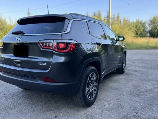 Сірий Джип Compass, об'ємом двигуна 2.4 л та пробігом 78 тис. км за 11700 $, фото 4 на Automoto.ua