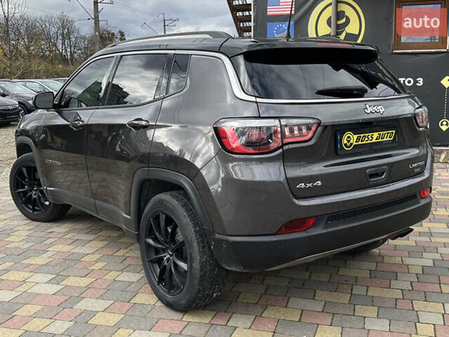Сірий Джип Compass, об'ємом двигуна 2.36 л та пробігом 220 тис. км за 13800 $, фото 4 на Automoto.ua