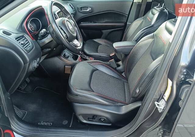 Серый Джип Компас, объемом двигателя 2.36 л и пробегом 95 тыс. км за 15158 $, фото 11 на Automoto.ua