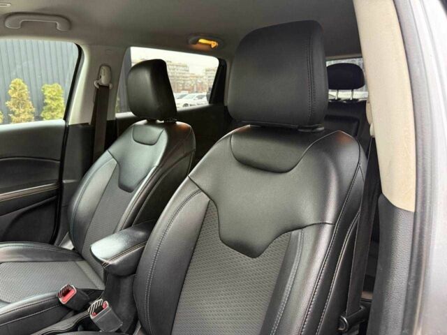 Серый Джип Компас, объемом двигателя 2.4 л и пробегом 190 тыс. км за 13400 $, фото 13 на Automoto.ua