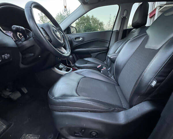 Сірий Джип Compass, об'ємом двигуна 2.36 л та пробігом 119 тис. км за 13800 $, фото 11 на Automoto.ua