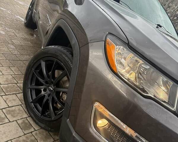 Серый Джип Компас, объемом двигателя 2.36 л и пробегом 220 тыс. км за 13299 $, фото 18 на Automoto.ua