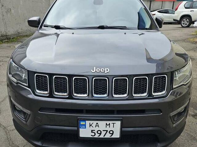 Сірий Джип Compass, об'ємом двигуна 2.36 л та пробігом 154 тис. км за 15600 $, фото 7 на Automoto.ua