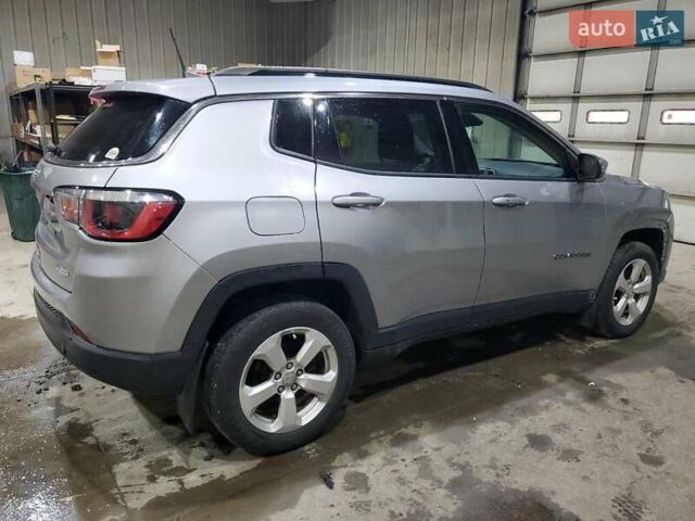 Джип Compass 2018 у Києві на Automoto.ua Сірий Джип Compass, об'ємом двигуна 2.4 л та пробігом 106 тис. км за 2600 $, фото 2 на Automoto.ua