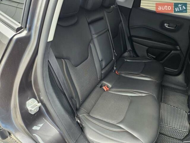 Сірий Джип Compass, об'ємом двигуна 2.36 л та пробігом 154 тис. км за 15600 $, фото 19 на Automoto.ua