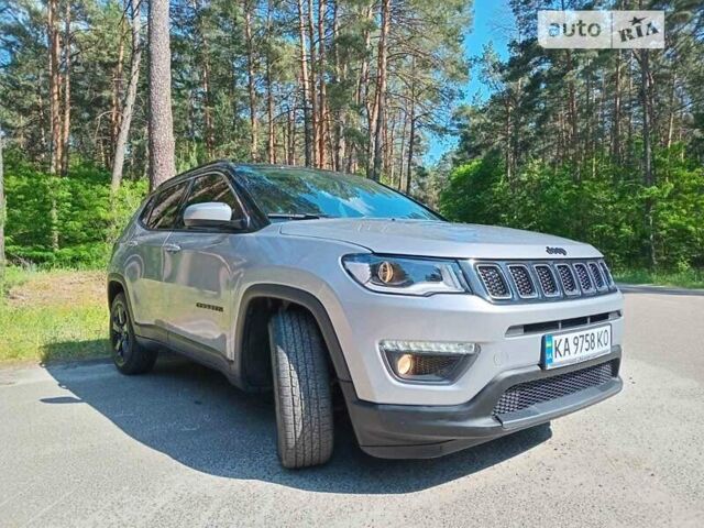 Сірий Джип Compass, об'ємом двигуна 2.36 л та пробігом 76 тис. км за 15000 $, фото 1 на Automoto.ua