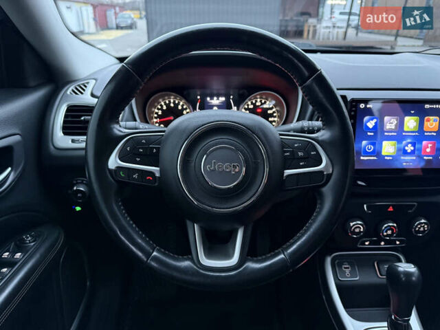 Серый Джип Компас, объемом двигателя 2.36 л и пробегом 105 тыс. км за 14950 $, фото 23 на Automoto.ua