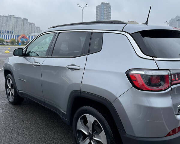 Сірий Джип Compass, об'ємом двигуна 2.36 л та пробігом 118 тис. км за 15500 $, фото 8 на Automoto.ua