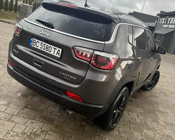 Сірий Джип Compass, об'ємом двигуна 2.36 л та пробігом 220 тис. км за 13499 $, фото 5 на Automoto.ua