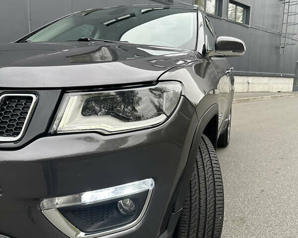 Сірий Джип Compass, об'ємом двигуна 2.36 л та пробігом 52 тис. км за 18500 $, фото 5 на Automoto.ua