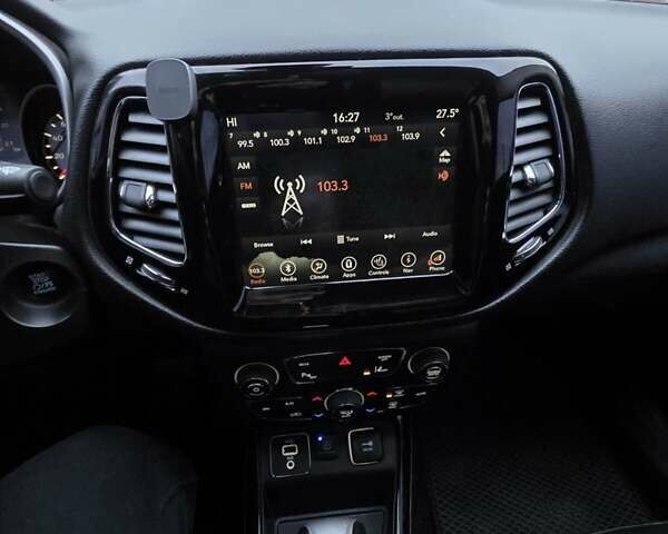 Серый Джип Компас, объемом двигателя 2.4 л и пробегом 70 тыс. км за 15000 $, фото 11 на Automoto.ua