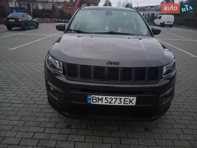Джип Компас 2018 в Ромнах на Automoto.ua Серый Джип Компас, объемом двигателя 2.36 л и пробегом 134 тыс. км за 15800 $, фото 4 на Automoto.ua