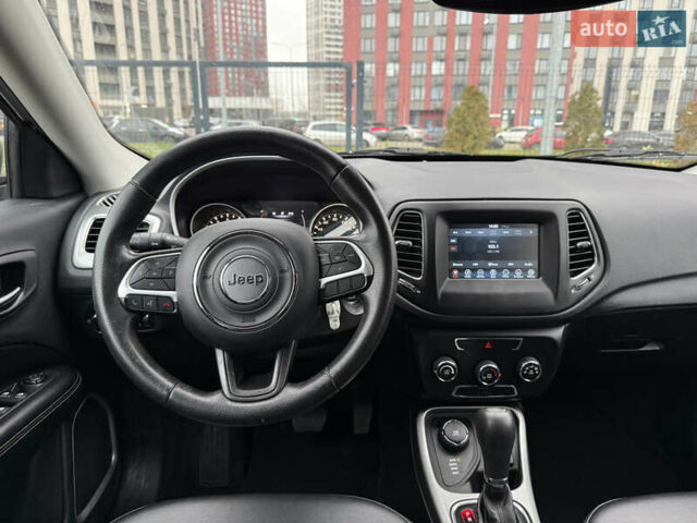 Серый Джип Компас, объемом двигателя 2.4 л и пробегом 191 тыс. км за 13400 $, фото 24 на Automoto.ua