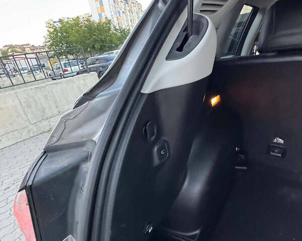 Сірий Джип Compass, об'ємом двигуна 2.36 л та пробігом 119 тис. км за 13800 $, фото 9 на Automoto.ua