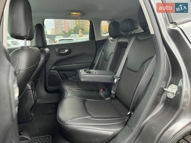 Сірий Джип Compass, об'ємом двигуна 2.36 л та пробігом 87 тис. км за 14990 $, фото 9 на Automoto.ua