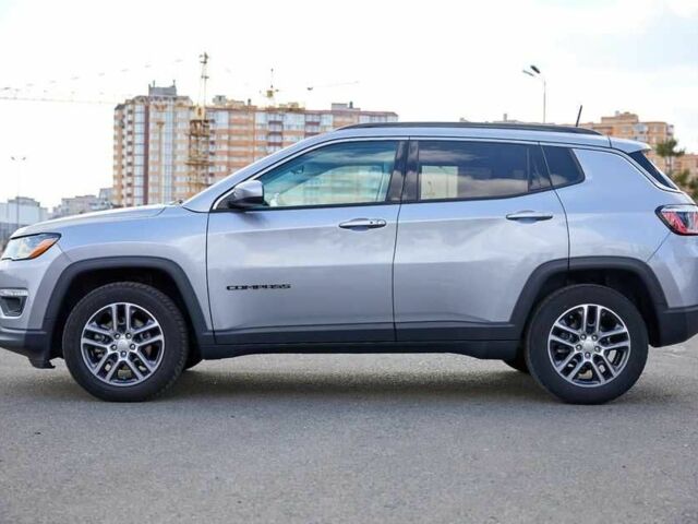 Джип Компас 2018 в Киеве на Automoto.ua Серый Джип Компас, объемом двигателя 2.4 л и пробегом 43 тыс. км за 12000 $, фото 4 на Automoto.ua