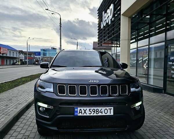 Серый Джип Компас, объемом двигателя 2.36 л и пробегом 59 тыс. км за 16600 $, фото 4 на Automoto.ua