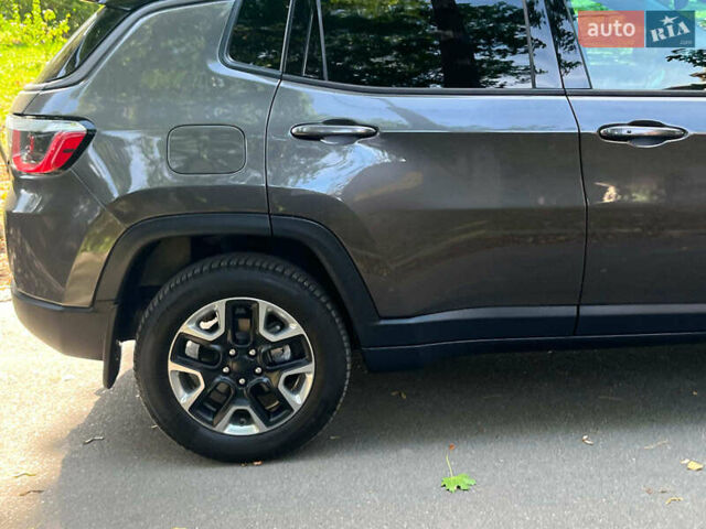 Сірий Джип Compass, об'ємом двигуна 2.4 л та пробігом 63 тис. км за 17990 $, фото 12 на Automoto.ua