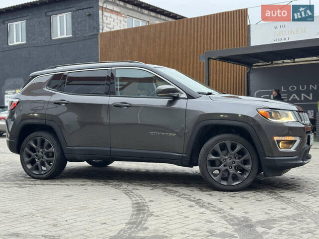 Серый Джип Компас, объемом двигателя 2.36 л и пробегом 107 тыс. км за 15400 $, фото 4 на Automoto.ua
