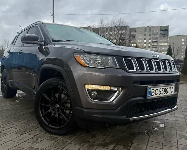 Сірий Джип Compass, об'ємом двигуна 2.36 л та пробігом 220 тис. км за 13499 $, фото 3 на Automoto.ua